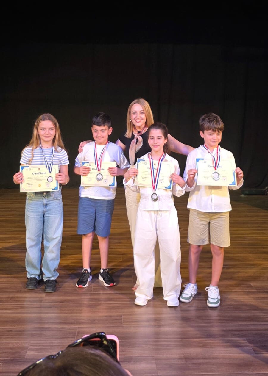 Ceremonia e fituesve të Olimpiadës së Matematikës